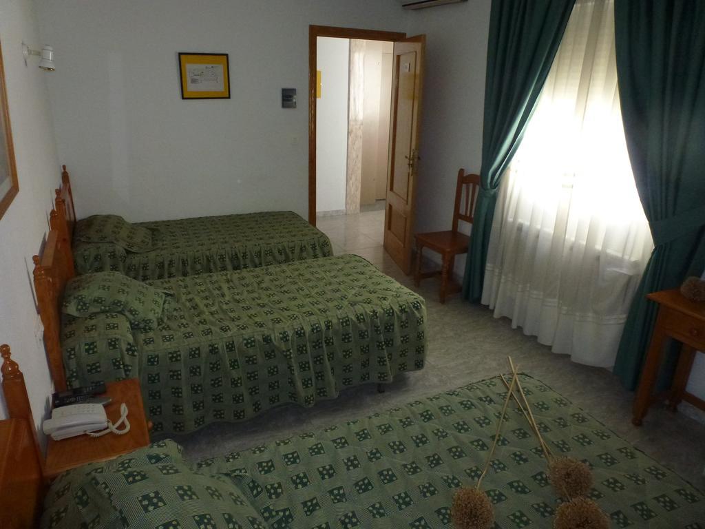 Hotel La Moraleda - Complejo Las Delicias Villanueva Del Arzobispo Room photo